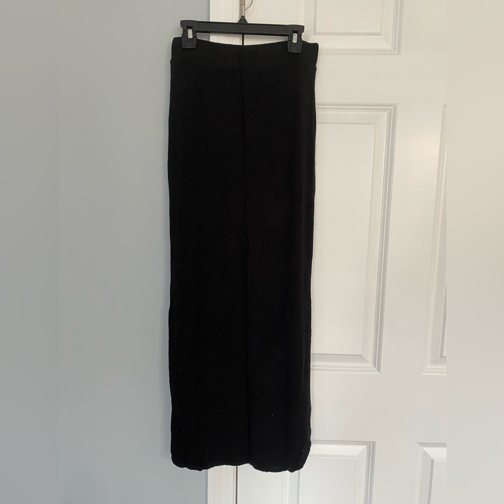 Super Comfy Black Skirt